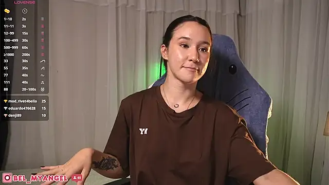 Bella-Franco's cam snapshot