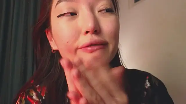 AudreyMell live sex cam