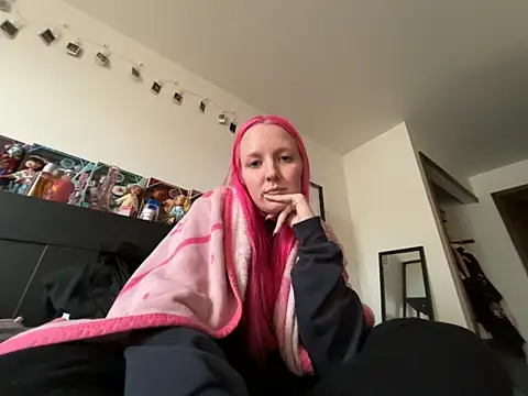 pinkhairfun16's cam snapshot