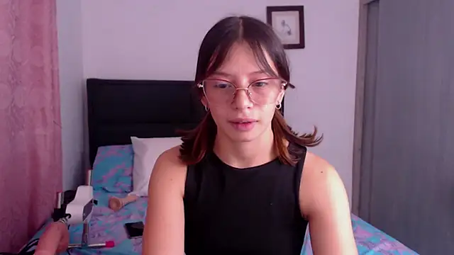 Tiiana's cam snapshot