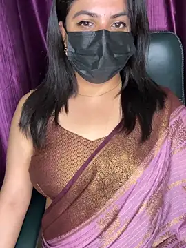 Pretty_varsha08 live sex cam