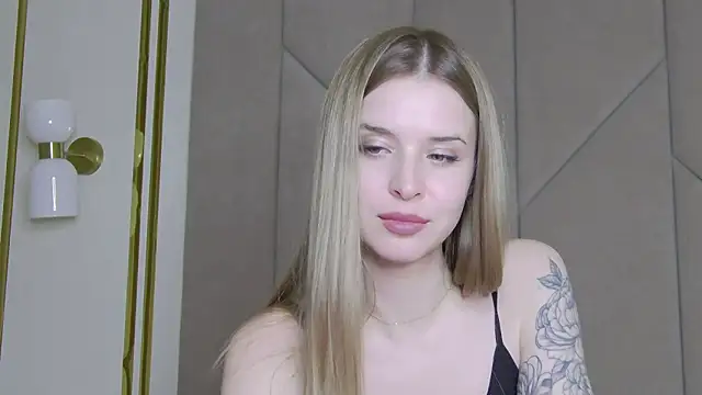 Touch_me live sex cam