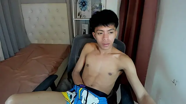 davincihugecock live sex cam