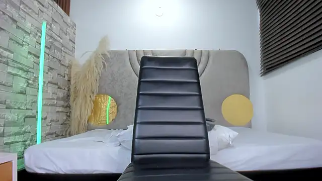 Hanna_lens's cam snapshot