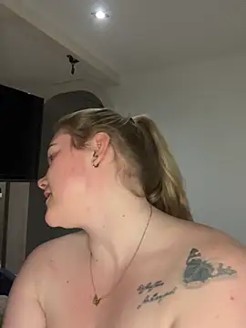 SexyBlondJoanna live sex cam