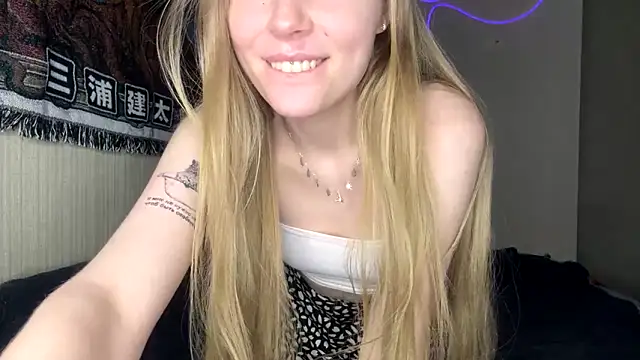 CassandraMur's cam snapshot