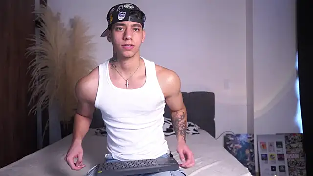 Josep_Davies live sex cam