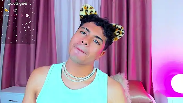 cherry_blossom77's cam snapshot