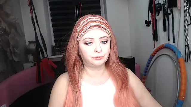 MISSwithDOLLS's cam snapshot