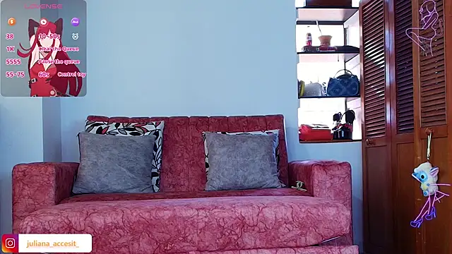 caroline_cossei live sex cam