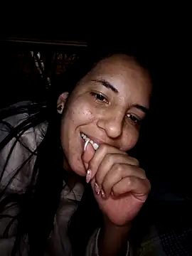 Bonny_Klote live sex cam