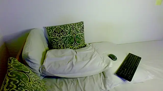 samanta_r_'s cam snapshot