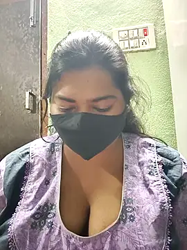 Liyaa_24's cam snapshot