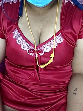 TamilSembaruthi143's cam snapshot