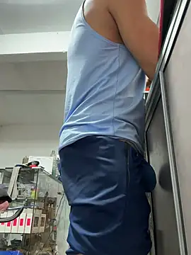 Paul22cm- live sex cam