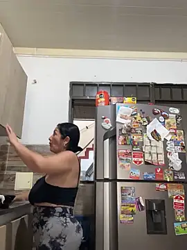 Milk_chloe live sex cam