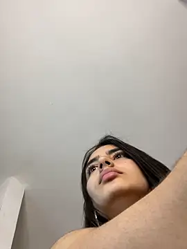 scarleth_zin's cam snapshot