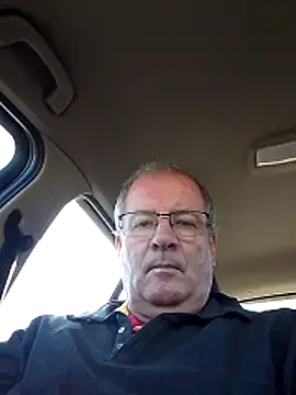 stiffandlubed@xh's cam snapshot