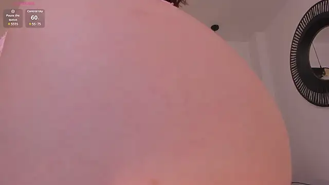 MiaFarrell_'s cam snapshot