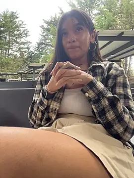 HannahW_'s cam snapshot