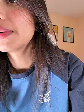 Adriennesexxx live sex cam