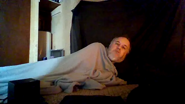 reddragon66's cam snapshot