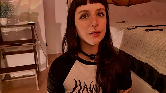 MichaellaMoon's cam snapshot