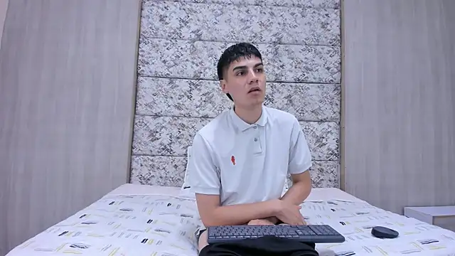 frank_jhonsson live sex cam