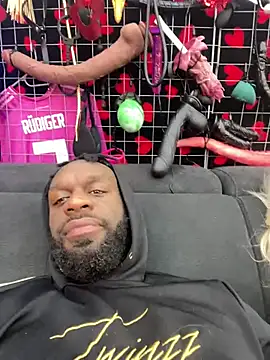 MacTroy live sex cam