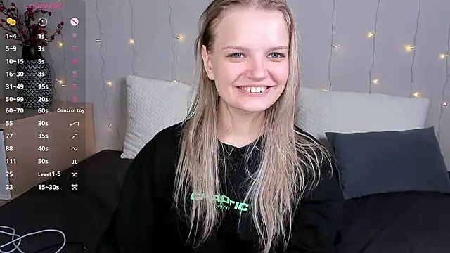 MicheleHonas live sex cam