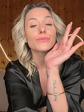 petrouchkaaa_ live sex cam