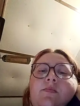 XEmoxkittyx live sex cam