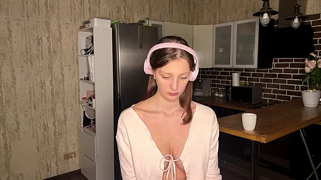 ChrisAmott live sex cam