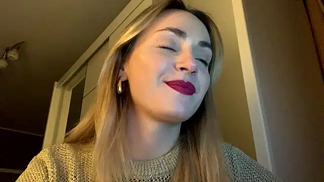 AmelieHot's cam snapshot