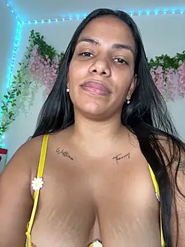 ArielleMillerr- live sex cam