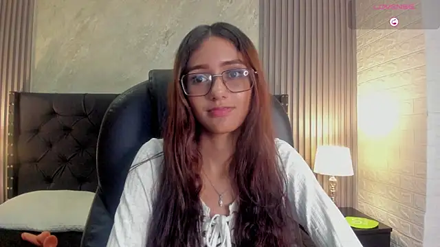 isabella__lux live sex cam