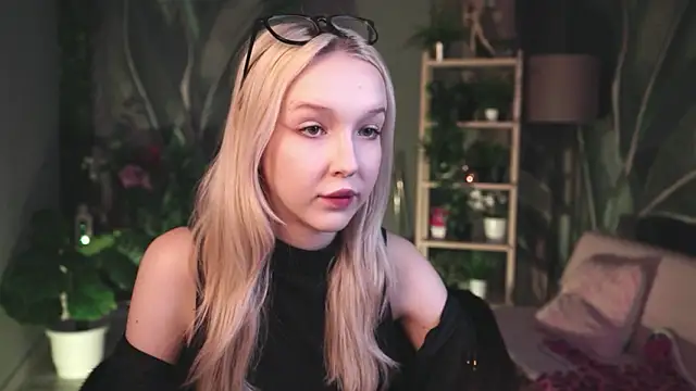 MaoqiBeverly's cam snapshot