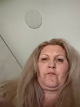 Divineblond live sex cam