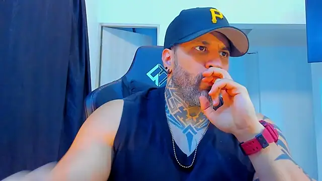 JoshRigby live sex cam