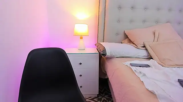 KattaGoez's cam snapshot