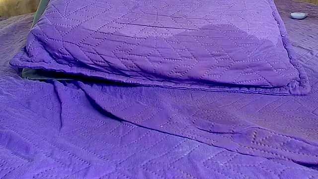 anisha_x live sex cam