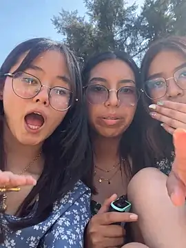 mila699_'s cam snapshot