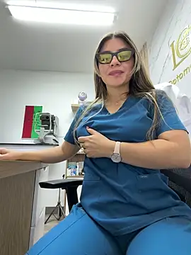 alicee16 live sex cam