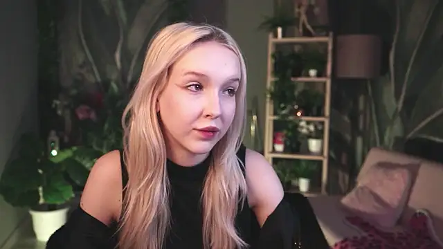 MaoqiBeverly's cam snapshot