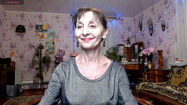 Angelina-Missteria live sex cam