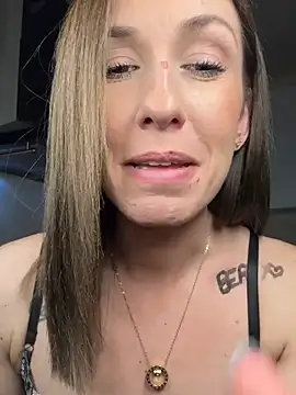 lola_tentatiion live sex cam