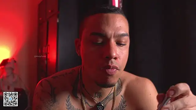 AlphaMasterXxx live sex cam