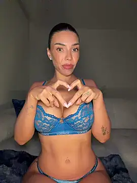 krissiswrld- live sex cam