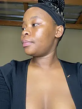 MiyaXo2 live sex cam