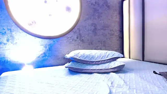 Sharlo_Alvarez's cam snapshot